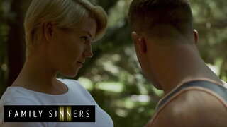 Familie Zondaars - Kit Mercer - Whos Echt In Charge