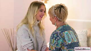 Big tits boobs ass licked by a small tits fuck black