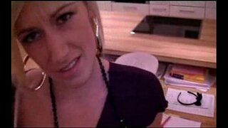 BitchNr1 Трахается в черна рокля