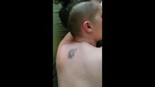 Gade yon amatè mennaj jwenn li manman bourik ak pussy plen sou yo ak sou