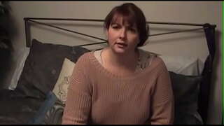 Խորթ քույրը եւ Մայրը Բռնացրել են Խորթ Դիտելով պոռնո եւ Трахнули նրա Մաս