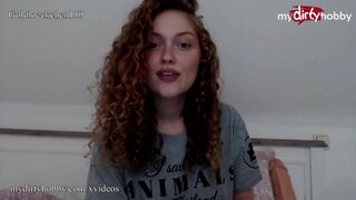 Karšto vokietijos mėgėjų kūdikis naudoja riebalų dildo ruožas jos stora pūlingas ir dejuoja garsiai, kol ji cums